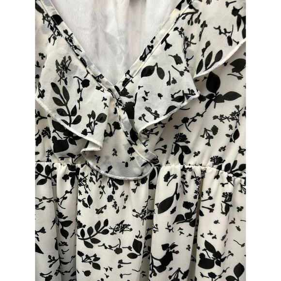 CONVERSE Dress Womens small floral dress cap sleeves ruffles feminine Skater - Picture 4 of 7